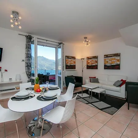 Apartamento Casa Mastena Vista San Siro (Lombardy)